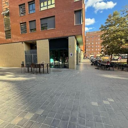 Gran Apartamento A Pie De Calle Valência Exterior foto