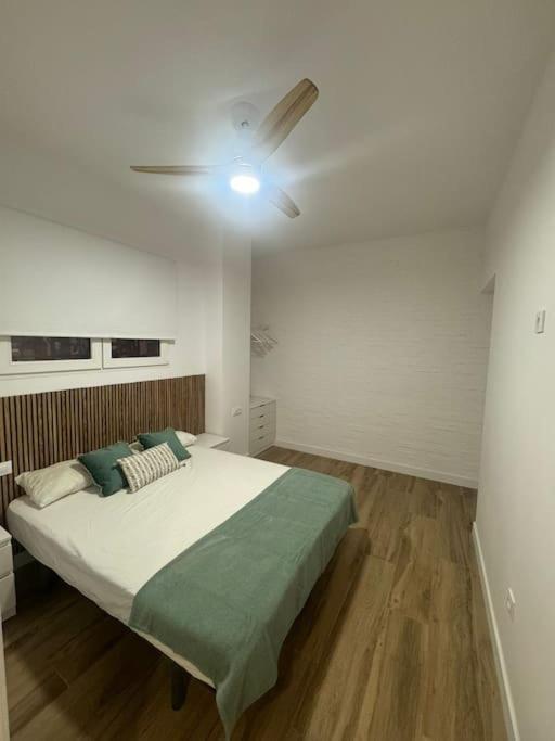 Gran Apartamento A Pie De Calle Valência Exterior foto