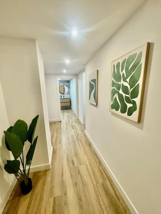 Gran Apartamento A Pie De Calle Valência Exterior foto