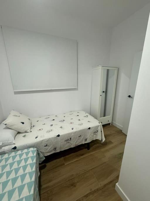 Gran Apartamento A Pie De Calle Valência Exterior foto